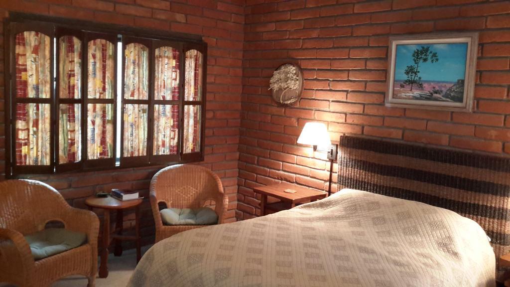 Tanque Verde Desert Trails Bed & Breakfast חדר תמונה